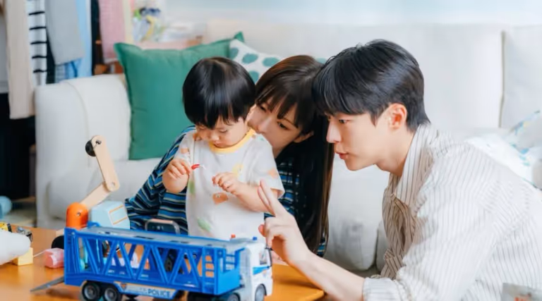 Eksplorasi Peran Domestik, Roh Jeong Eui dan Bae In Hyuk Hadapi Tantangan Akting Mengasuh Anak